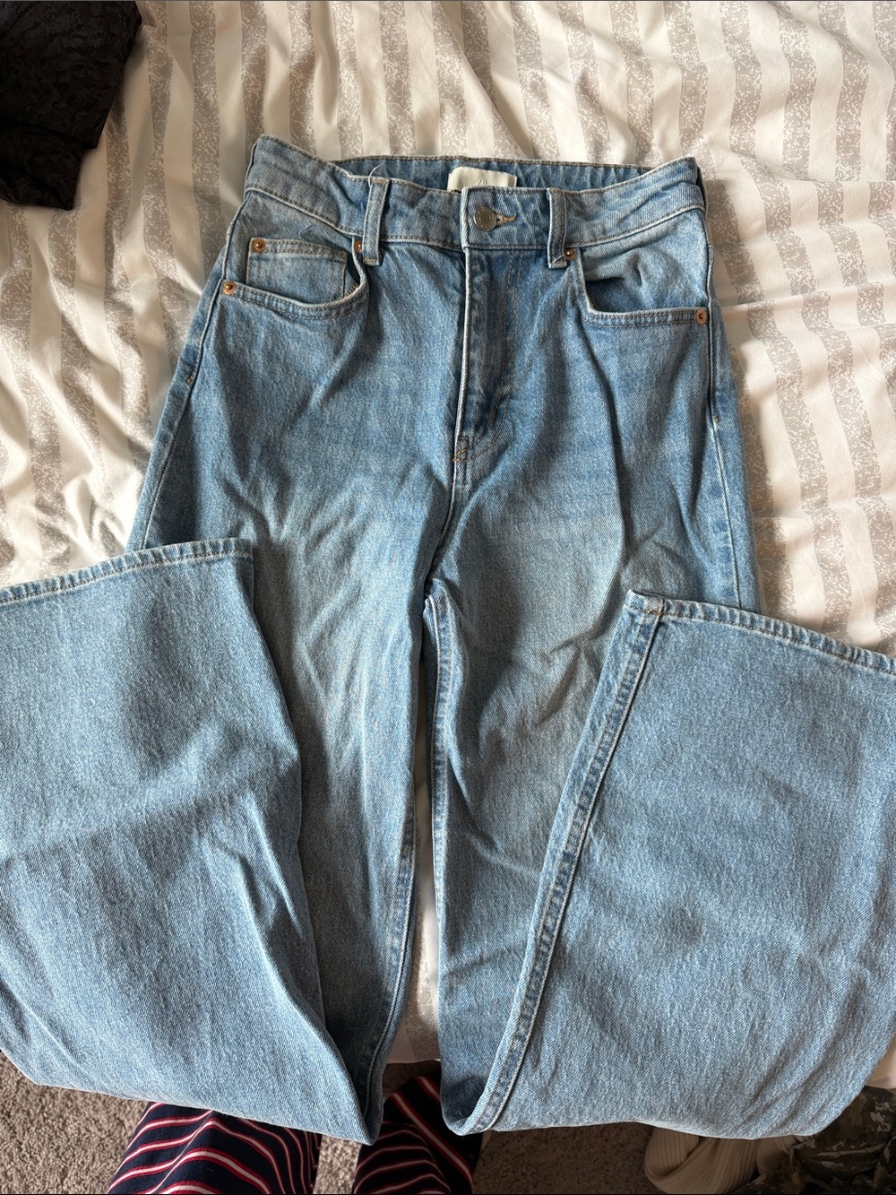 H&M Light Blue Wide-Leg High-Rise Jeans